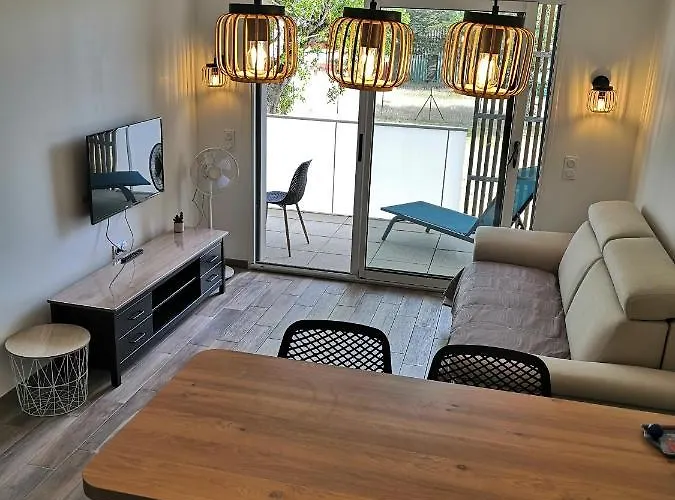 Neuf 40 M² 300 M De La