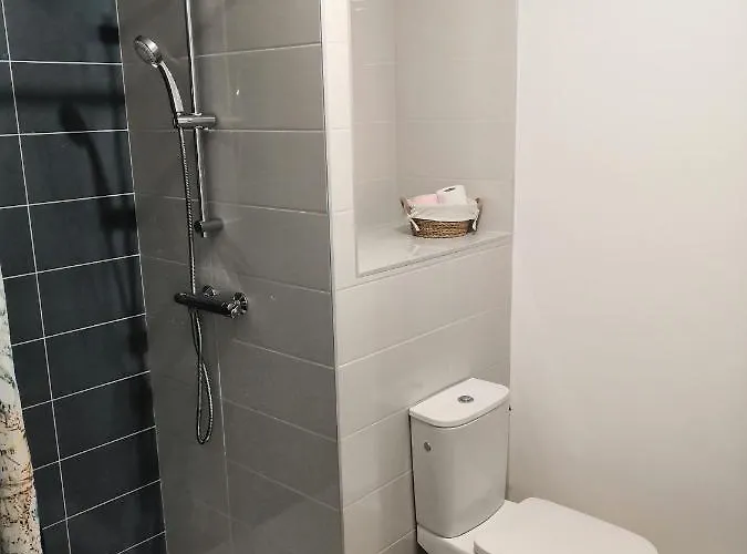 아파트 Neuf 40 M² 300 M De La