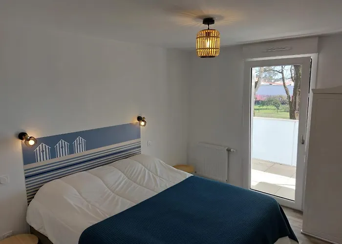 Neuf 40 M² 300 M De La 생장드몽